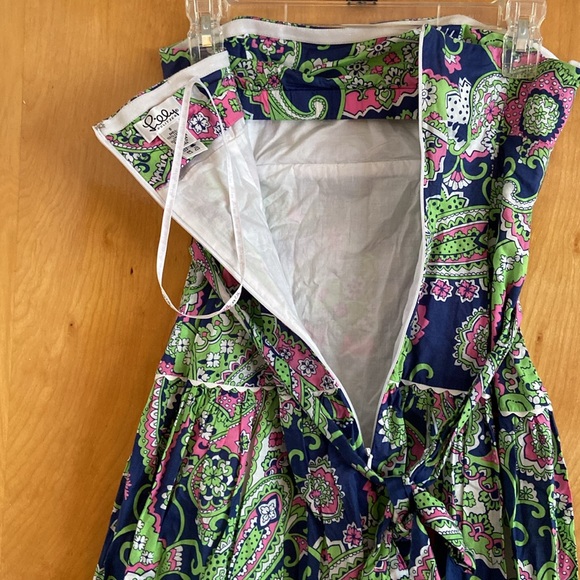 Lilly Pulitzer - Picture 4 of 8